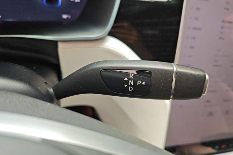 Used Tesla Model X 2017 X 100D Long Range Edition Gear Lever