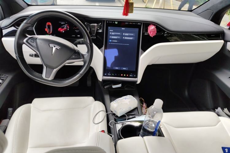 Used Tesla Model X 2017 X 100D Long Range Edition Center Console