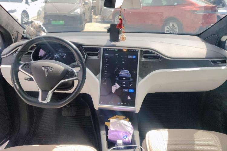 Used Tesla Model X 2017 X 100D Long Range Edition Center Console