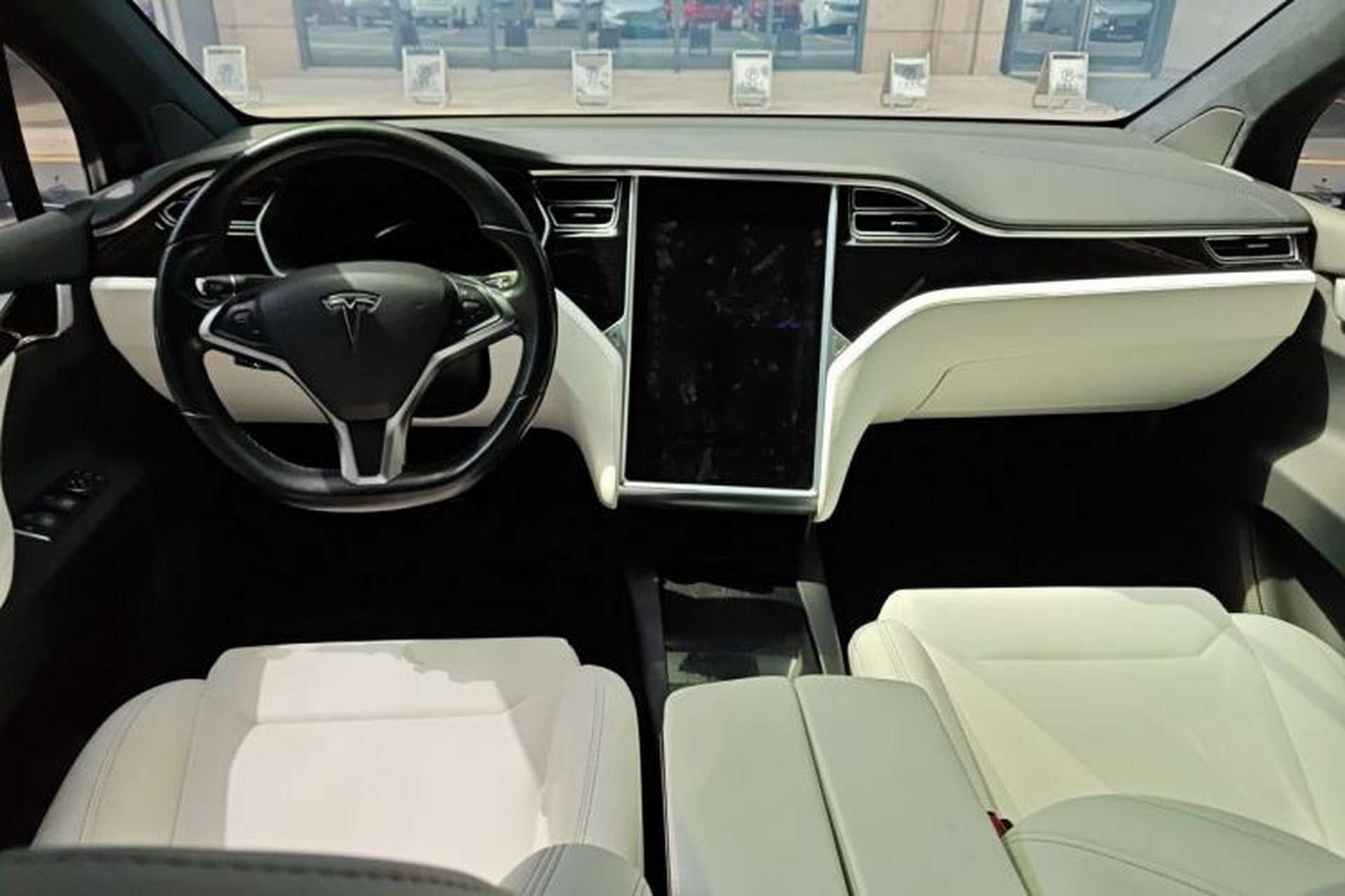 Used Tesla Model X 2017 X 100D Long Range Edition Center Console