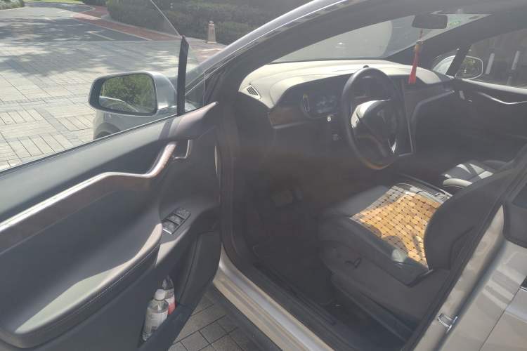 Used Tesla Model X 2017 X 100D Long Range Edition Driver Seat