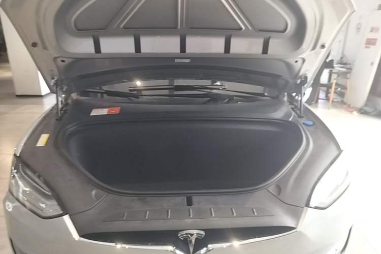 Used Tesla Model X 2017 X 100D Long Range Edition Engine Bay