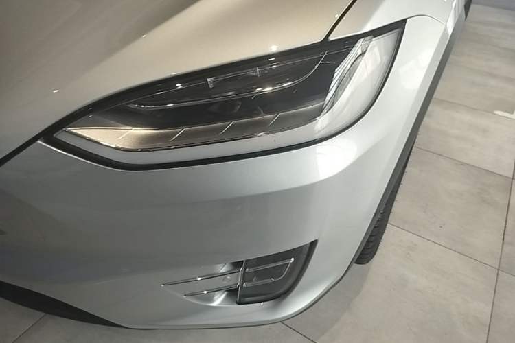 Used Tesla Model X 2017 X 100D Long Range Edition Left Front Headlight