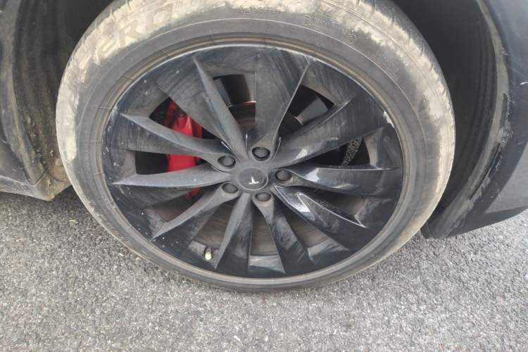Used Tesla Model X 2017 X 100D Long Range Edition Right Front Wheel Hub