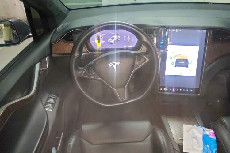 Used Tesla Model X 2017 X 100D Long Range Edition Steering Wheel