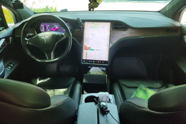 Used Tesla Model X 2017 X 100D Long Range Edition Center Console