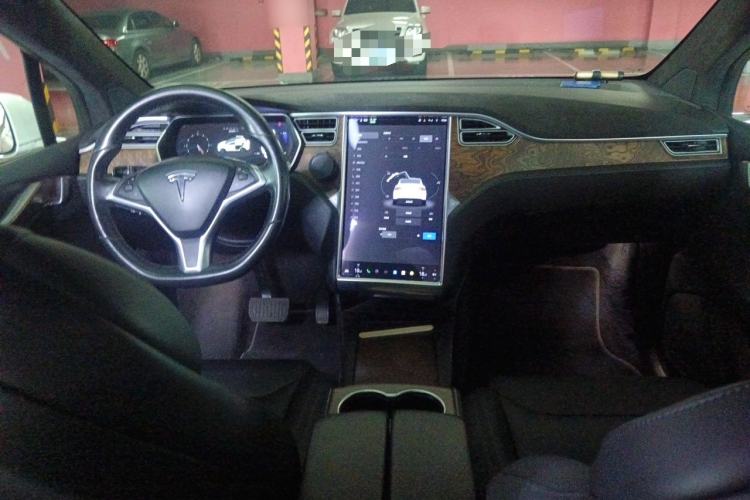 Used Tesla Model X 2017 X 100D Long Range Edition Center Console