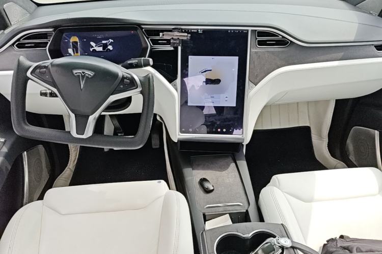 Used Tesla Model X 2017 X 100D Long Range Edition Center Console