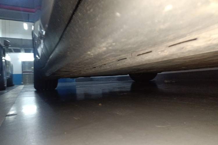Used Tesla Model X 2017 X 100D Long Range Edition Chassis Front Right
