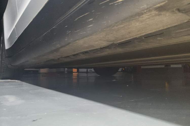 Used Tesla Model X 2017 X 100D Long Range Edition Chassis Front Right
