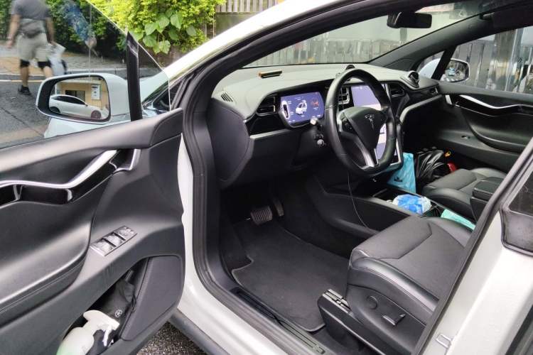 Used Tesla Model X 2017 X 100D Long Range Edition Driver Seat