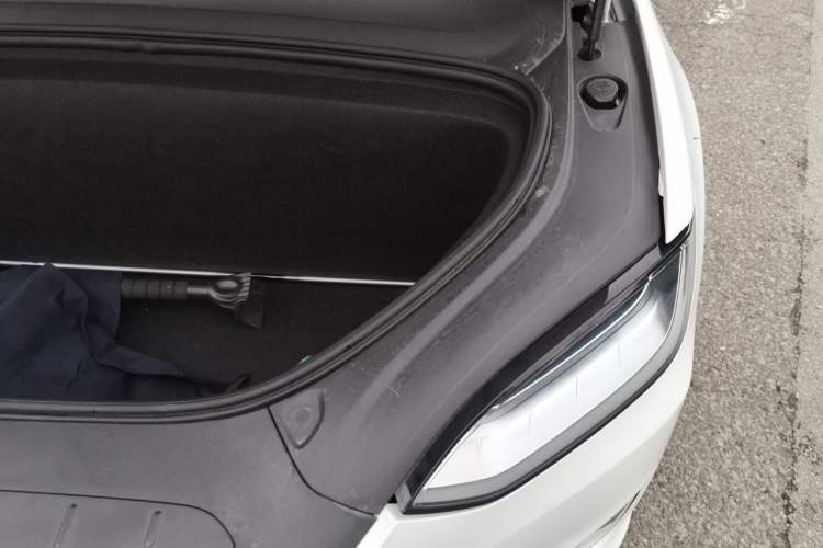 Used Tesla Model X 2017 X 100D Long Range Edition Engine Bay Left