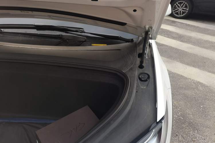 Used Tesla Model X 2017 X 100D Long Range Edition Engine Bay Left