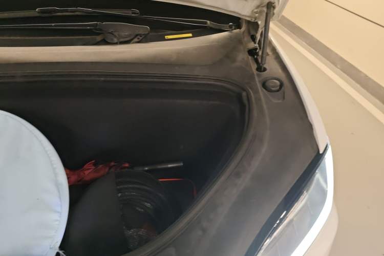 Used Tesla Model X 2017 X 100D Long Range Edition Engine Bay Left
