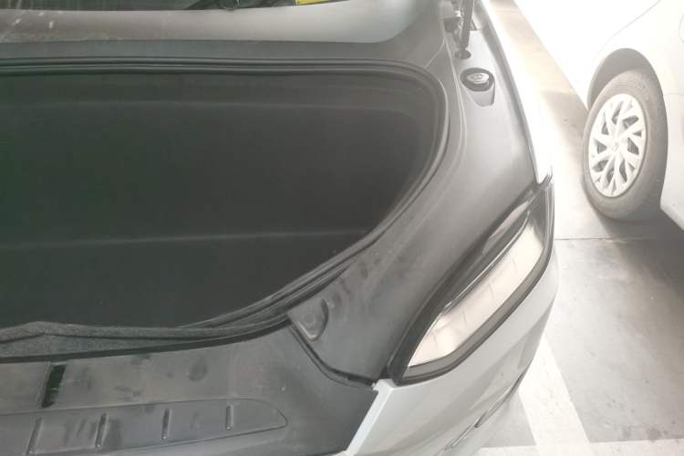 Used Tesla Model X 2017 X 100D Long Range Edition Engine Bay Left