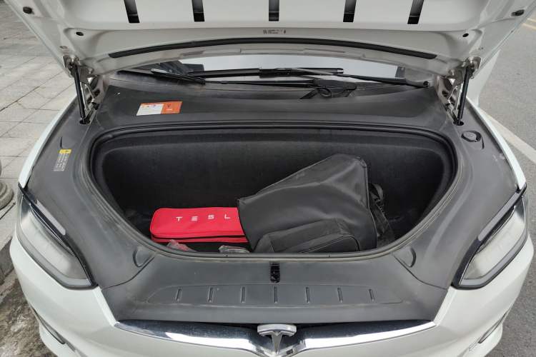 Used Tesla Model X 2017 X 100D Long Range Edition Engine Bay