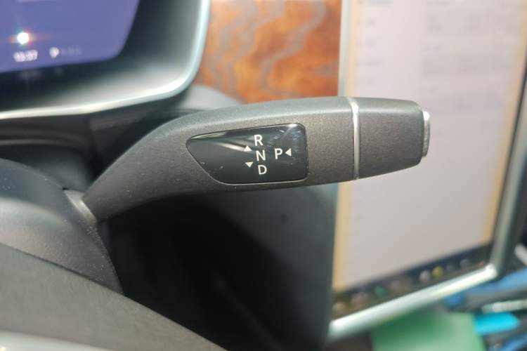 Used Tesla Model X 2017 X 100D Long Range Edition Gear Lever