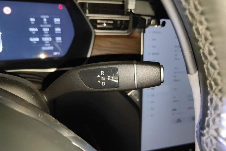 Used Tesla Model X 2017 X 100D Long Range Edition Gear Lever