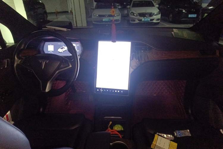 Used Tesla Model X 2017 X 100D Long Range Edition Headliner