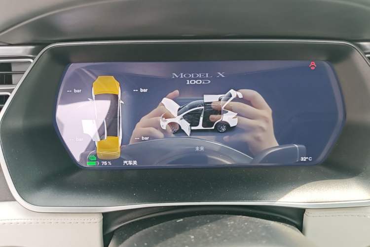 Used Tesla Model X 2017 X 100D Long Range Edition Instrument Cluster