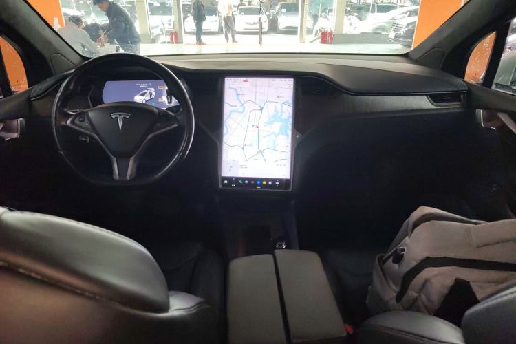 Used Tesla Model X 2017 X 100D Long Range Edition Interior 2