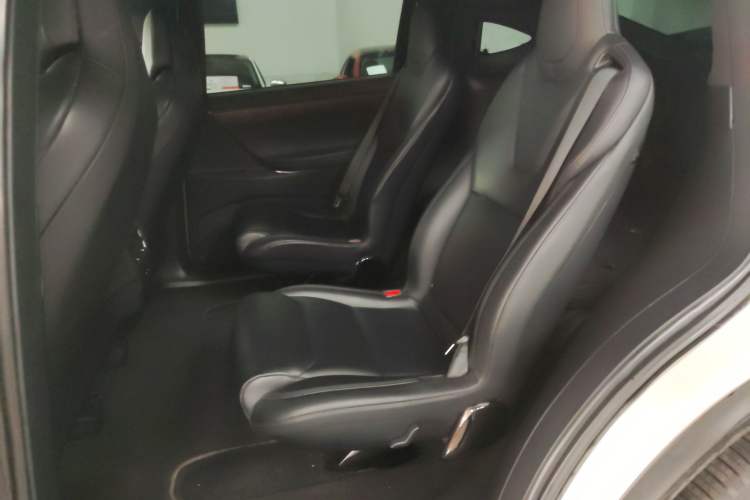 Used Tesla Model X 2017 X 100D Long Range Edition Interior 4