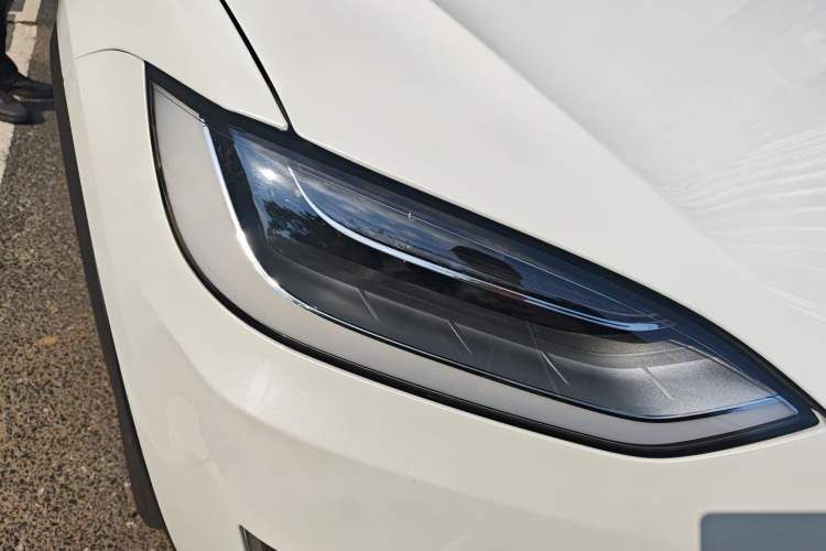 Used Tesla Model X 2017 X 100D Long Range Edition Right Front Headlight