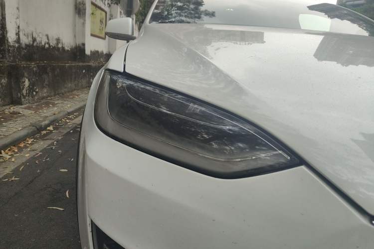 Used Tesla Model X 2017 X 100D Long Range Edition Right Front Headlight