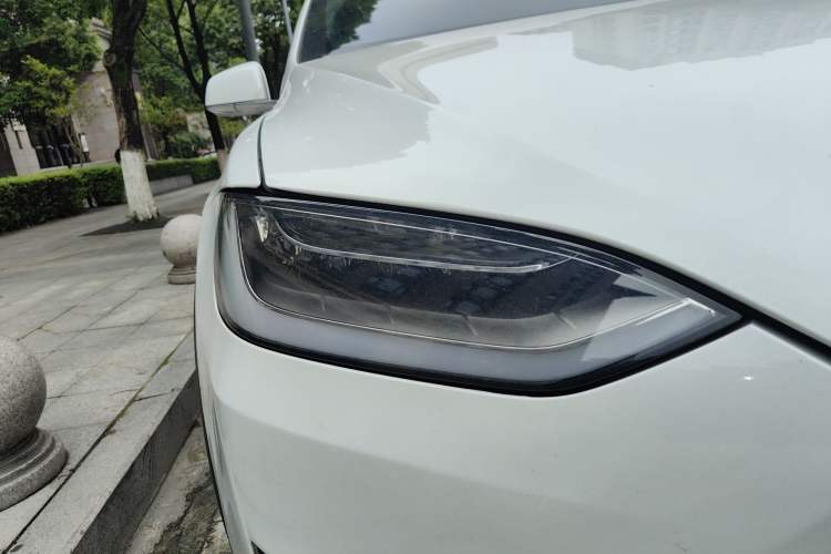 Used Tesla Model X 2017 X 100D Long Range Edition Right Front Headlight