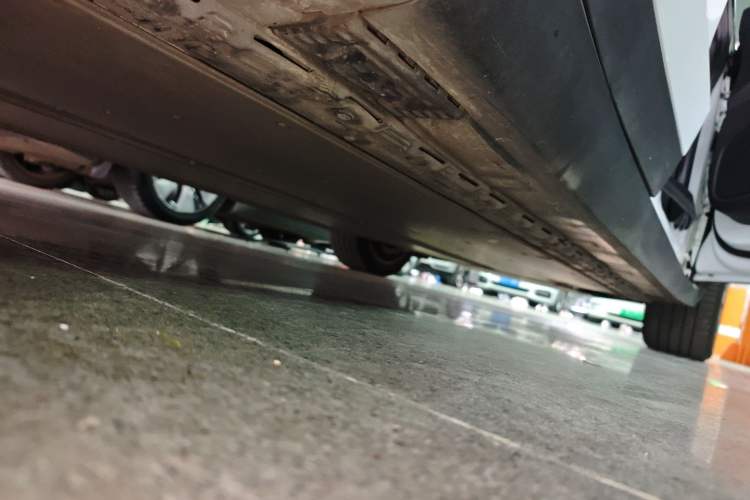 Used Tesla Model X 2017 X 100D Long Range Edition Right Side Sill