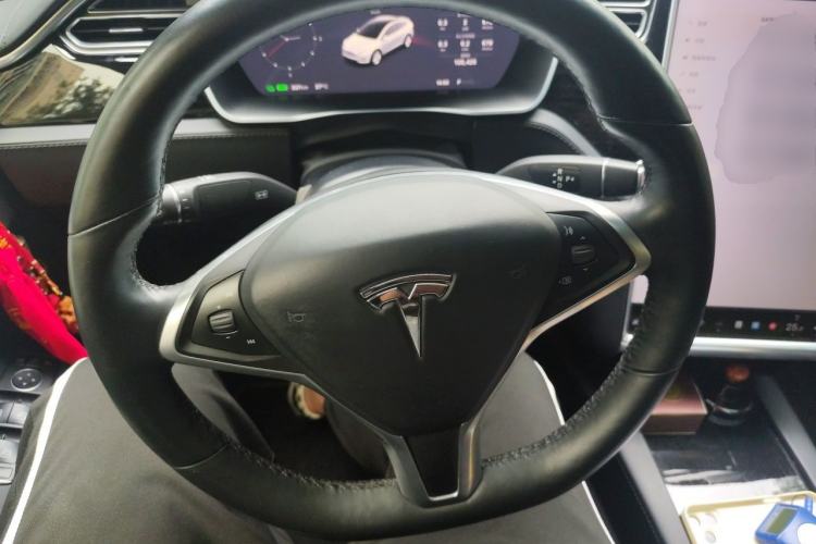 Used Tesla Model X 2017 X 100D Long Range Edition Steering Wheel