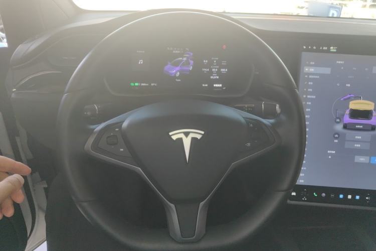 Used Tesla Model X 2017 X 100D Long Range Edition Steering Wheel