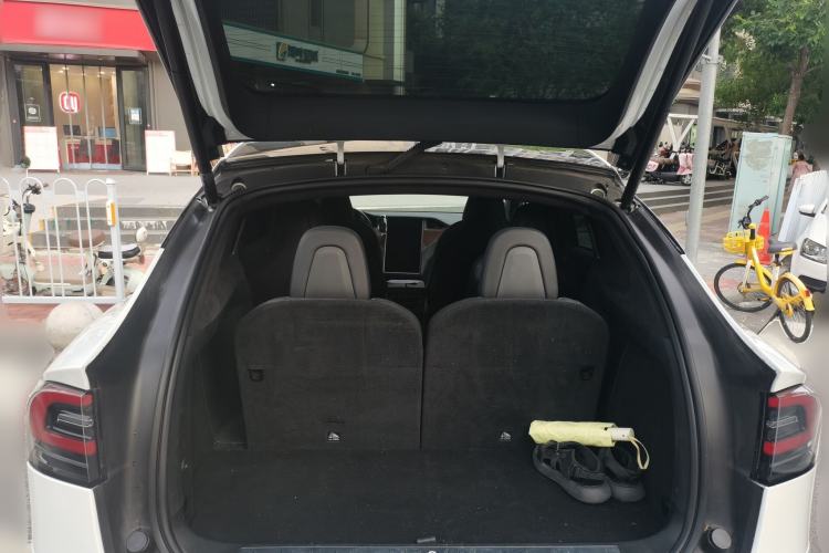 Used Tesla Model X 2017 X 100D Long Range Edition Trunk