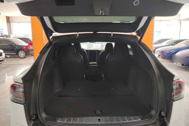 Used Tesla Model X 2017 X 100D Long Range Edition Trunk