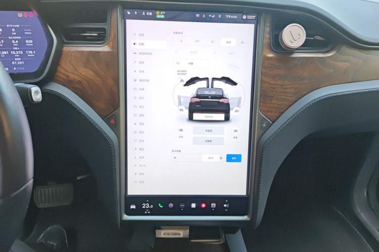 Used Tesla Model X 2019 Long-Range Version Audio And AC Panel