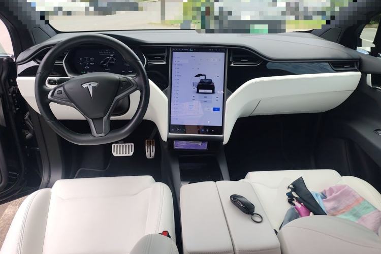 Used Tesla Model X 2019 Performance High-Performance Edition Center Console