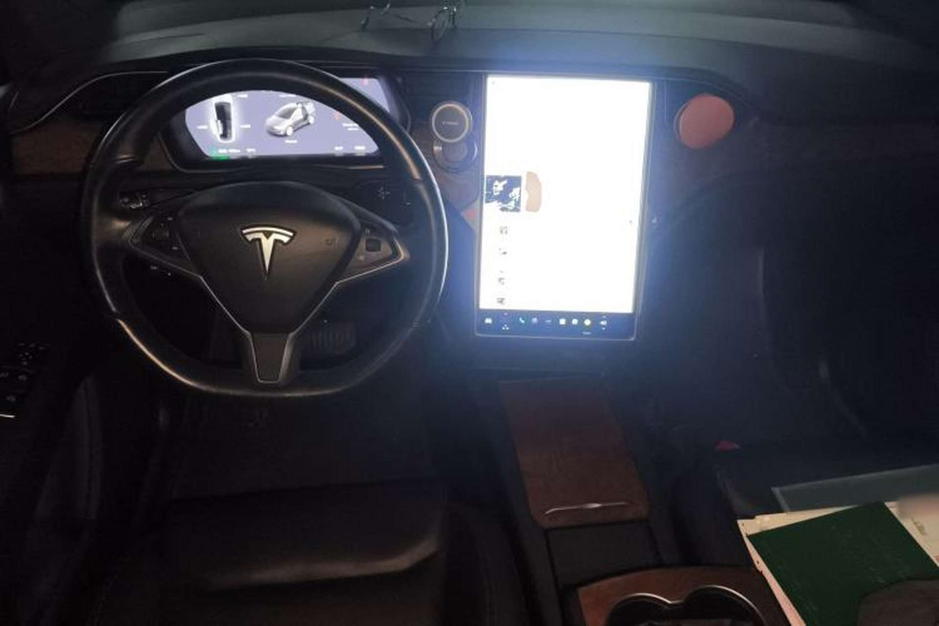 Used Tesla Model X 2019 Long-Range Version Center Console