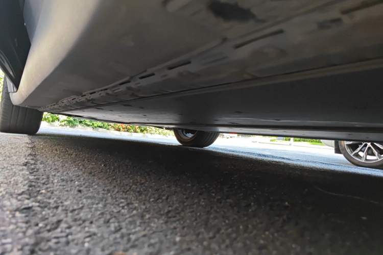 Used Tesla Model X 2019 Long-Range Version Chassis Rear Left