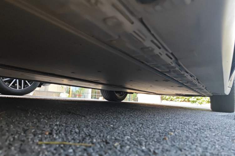 Used Tesla Model X 2019 Long-Range Version Chassis Rear Right