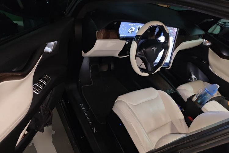 Used Tesla Model X 2019 Long-Range Version Driver Seat