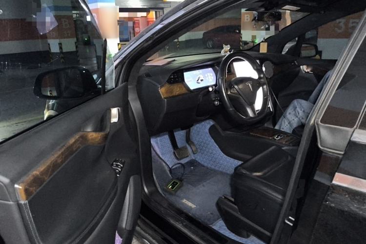 Used Tesla Model X 2019 Long-Range Version Driver Seat