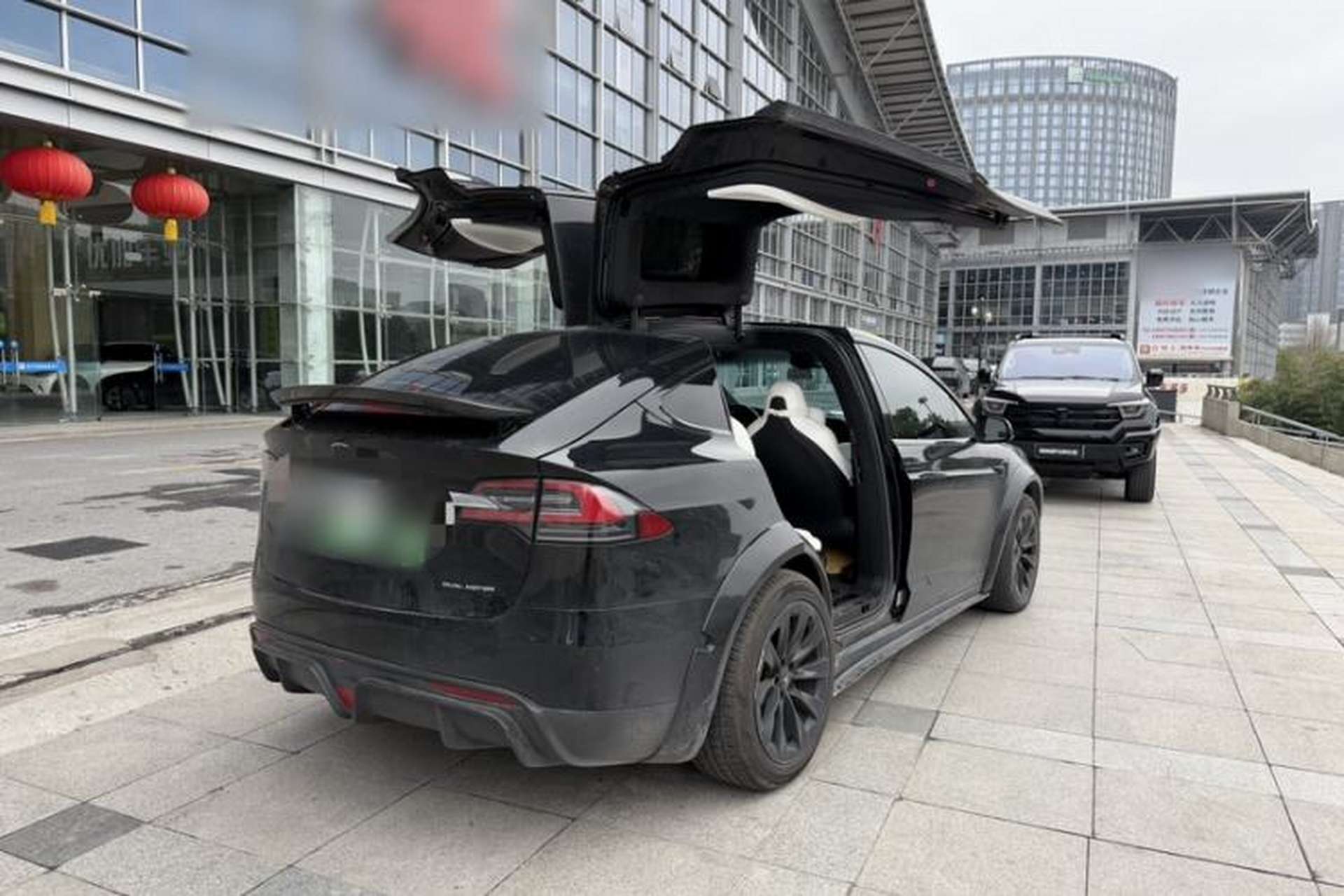 Used Tesla Model X 2019 Long-Range Version Exterior 1