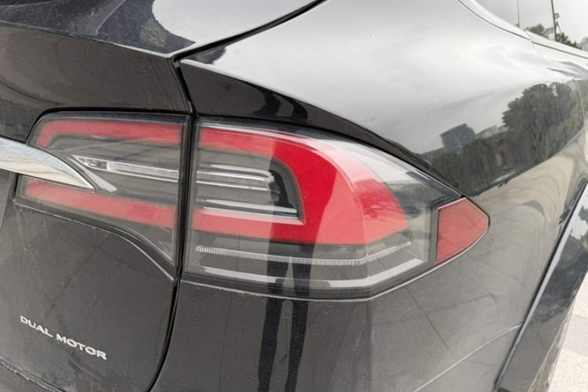 Used Tesla Model X 2019 Long-Range Version Exterior 5