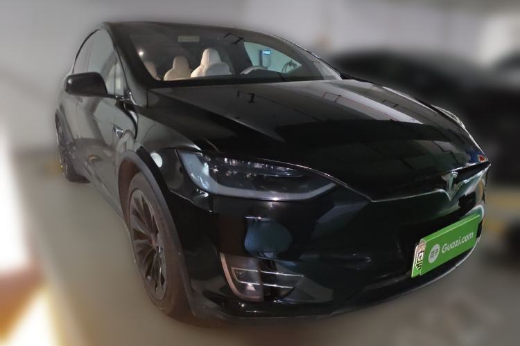 Used Tesla Model X 2019 Long-Range Version Front Right 45 Deg