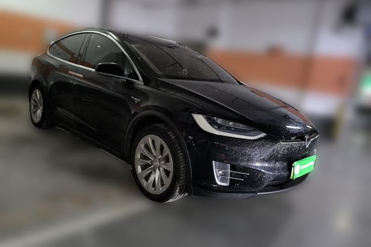 Used Tesla Model X 2019 Long-Range Version Front Right 45 Deg