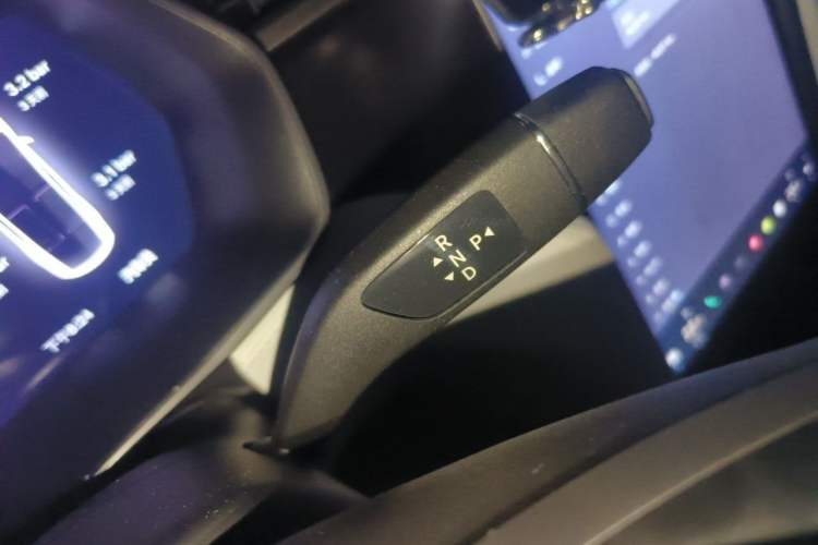 Used Tesla Model X 2019 Standard Range Version Gear Lever