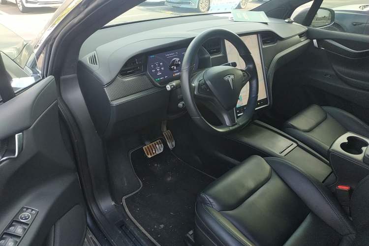 Used Tesla Model X 2019 Performance High-Performance Edition Interior 3
