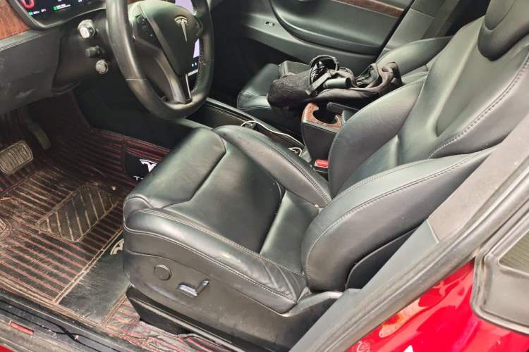 Used Tesla Model X 2019 Standard Range Version Left Front Seat