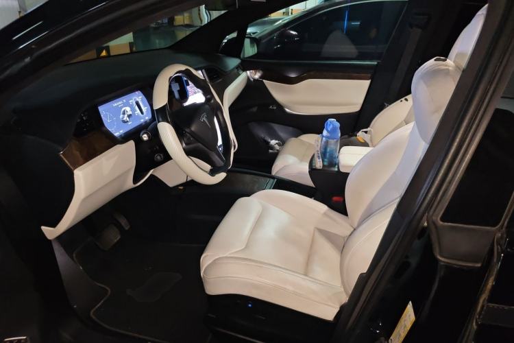 Used Tesla Model X 2019 Long-Range Version Left Front Seat