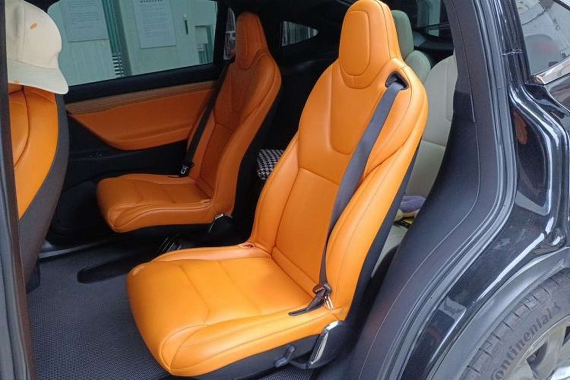Used Tesla Model X 2019 Long-Range Version Left Rear Seat